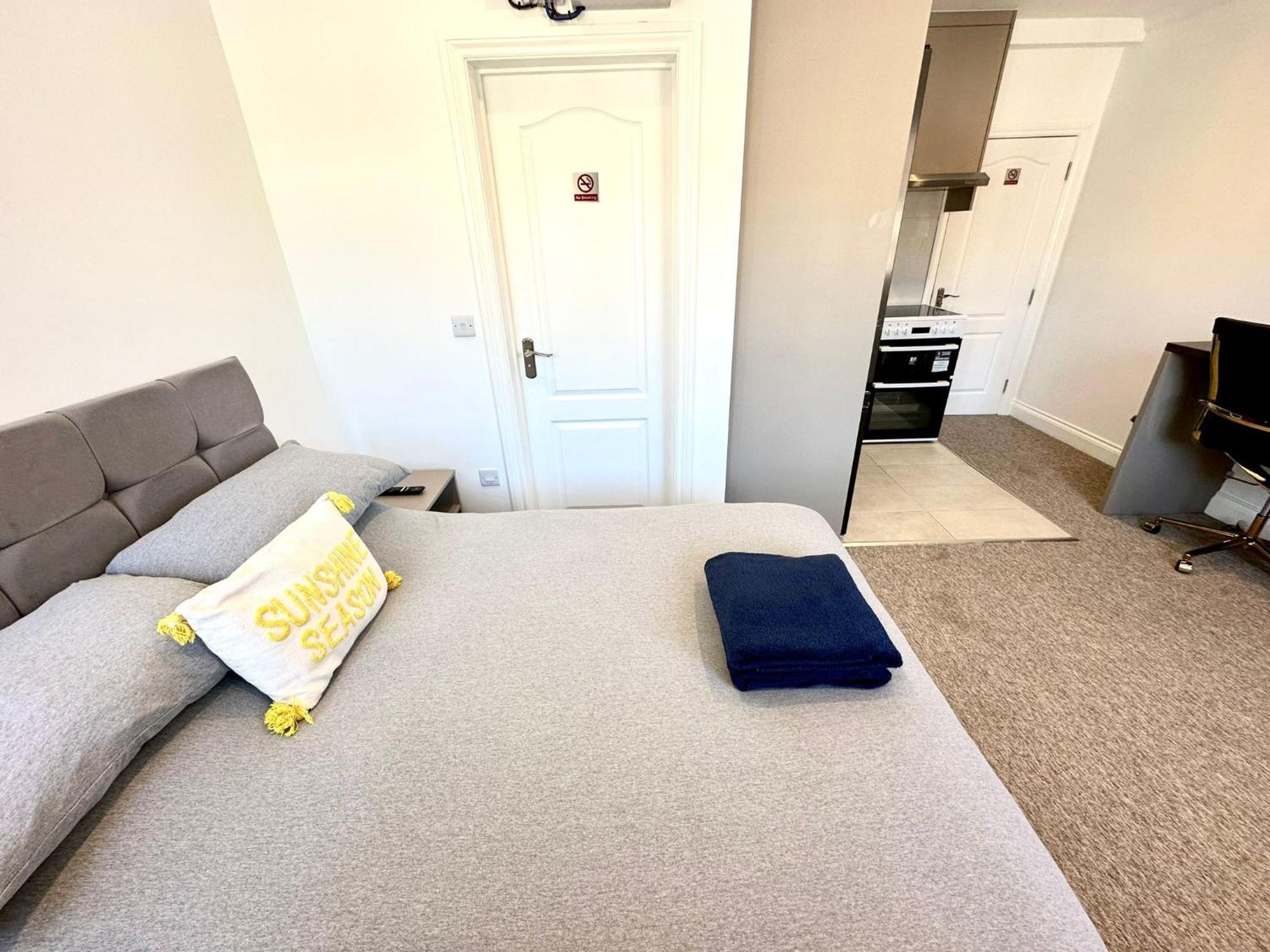 Spectacular Modern, Private Apartment,15 Mins To Central London Hendon Extérieur photo