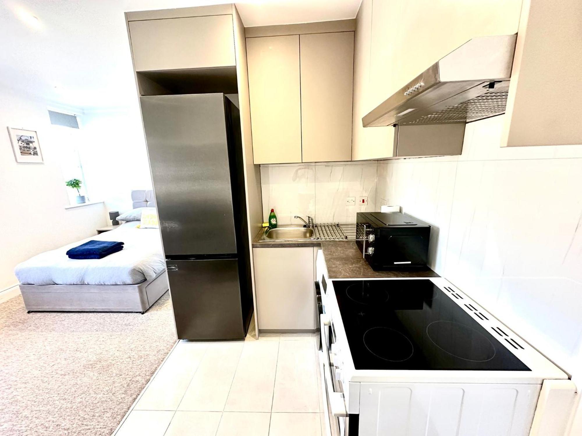 Spectacular Modern, Private Apartment,15 Mins To Central London Hendon Extérieur photo