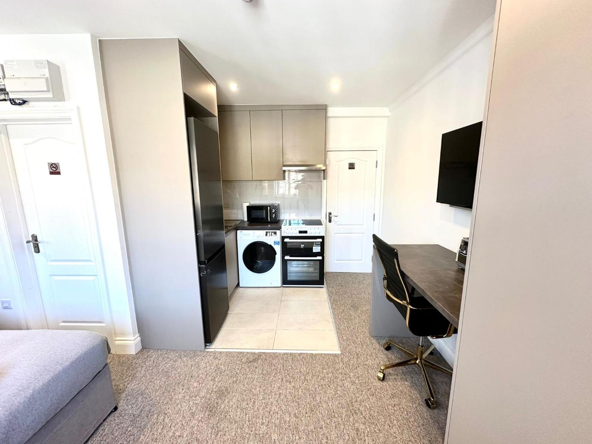 Spectacular Modern, Private Apartment,15 Mins To Central London Hendon Extérieur photo