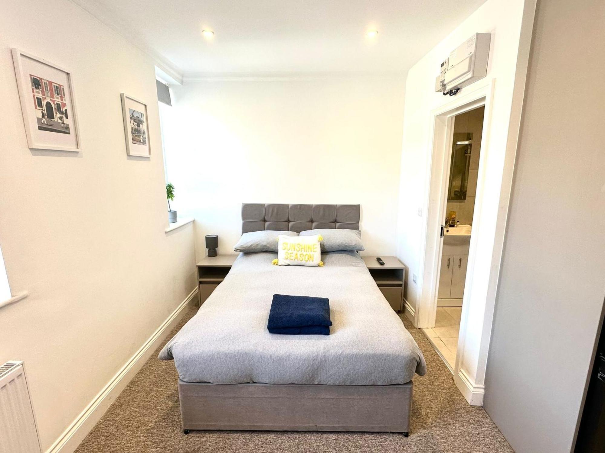 Spectacular Modern, Private Apartment,15 Mins To Central London Hendon Extérieur photo